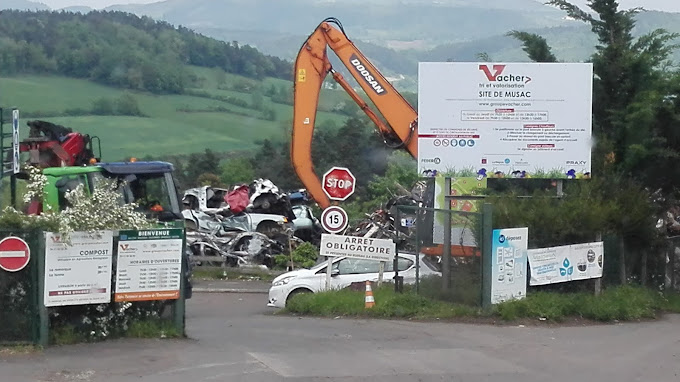 Aperçu des activités de la casse automobile DE RECUPERATION ET VALORISATION VACHER située à POLIGNAC (43000)